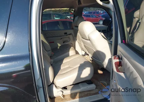 2006 Cadillac Escalade Esv Standard z USA, uszkodzony, nr VIN 3GYFK66N36G220581